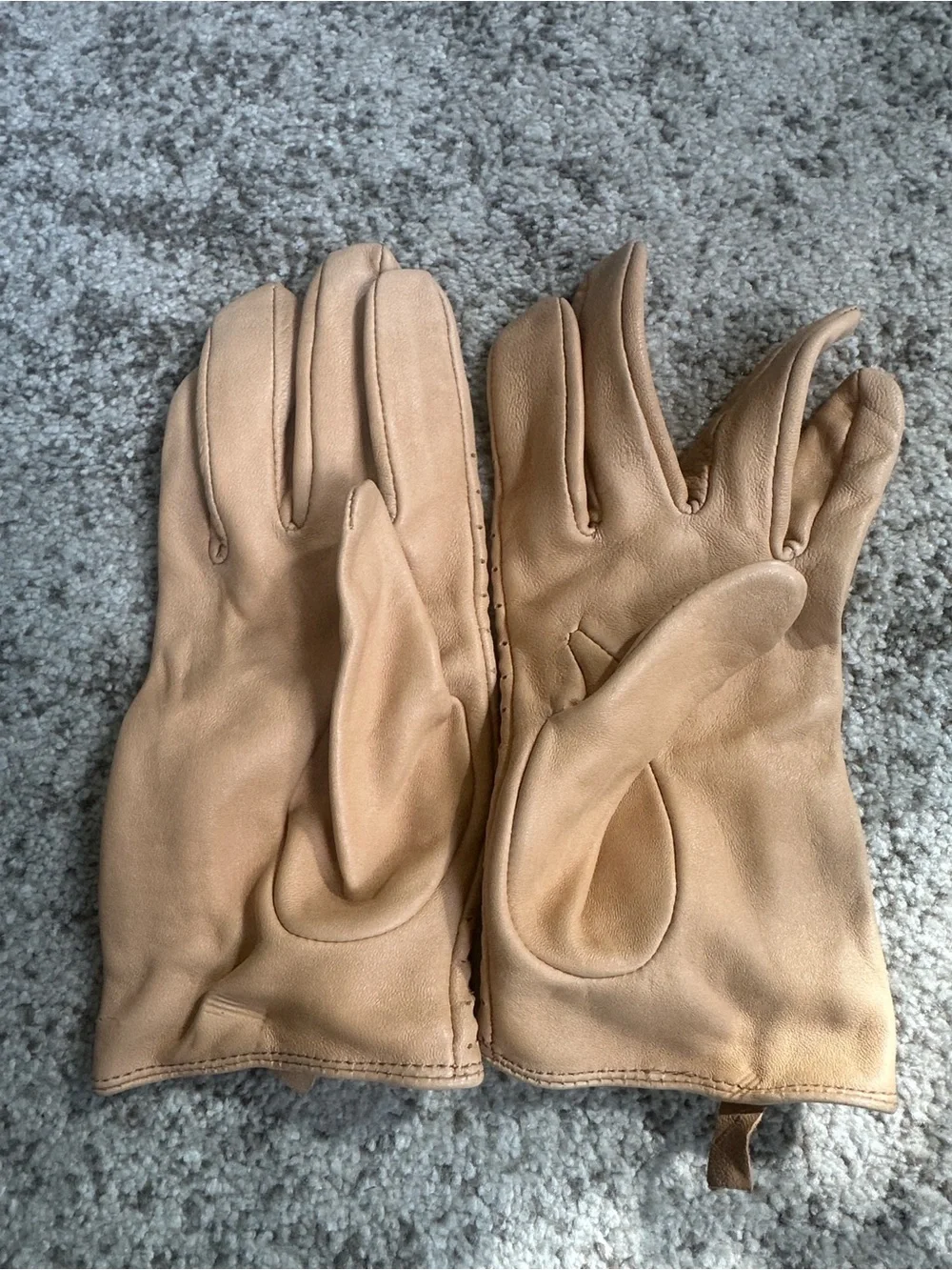 Anne Klein Tan Leather Driving Gloves